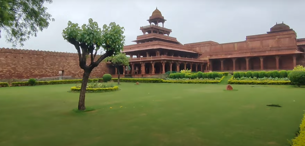 Best places to travel in fatehpur sikri